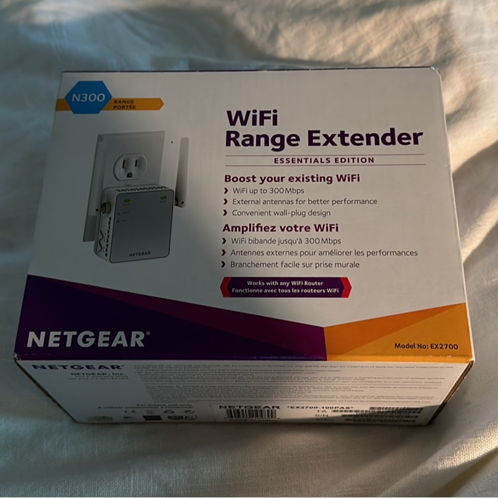Netgear WiFi range extender - new in box